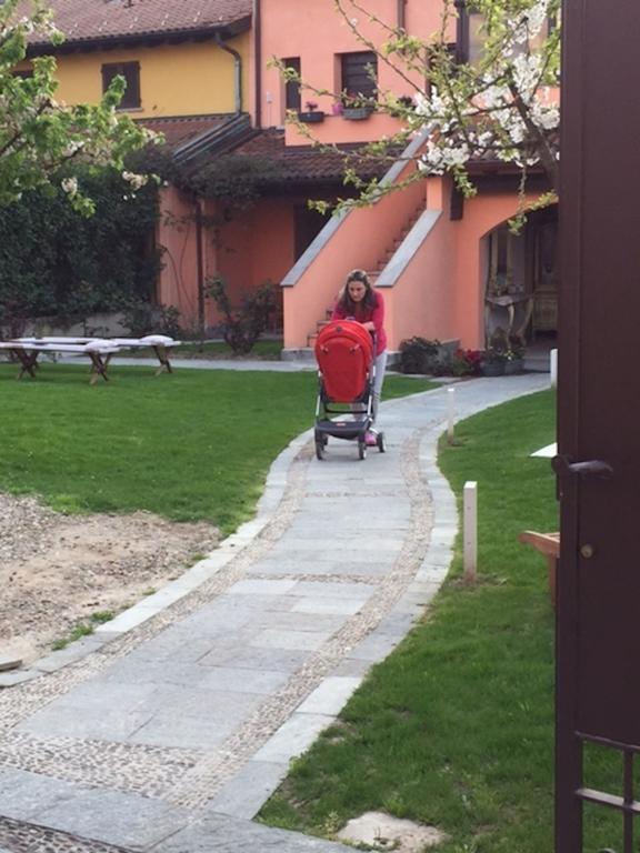 Casa Rosa Bed & Breakfast San Giuliano Milanese Dış mekan fotoğraf